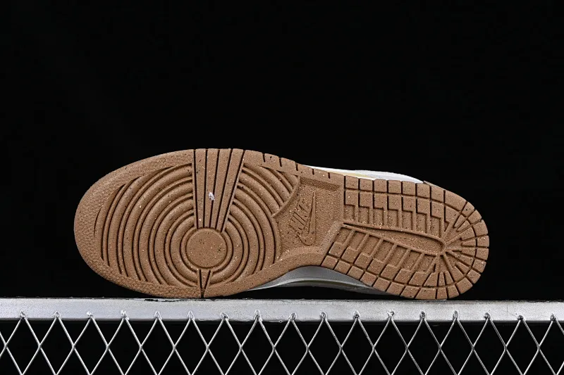 All Categories Nk SB Dunk Series Nk SB Dunk Low Low-top sneakers Cost-effective version Nk SB Dunk Low "85" double hook SB low-top sports and leisure sneakers DO9457-109